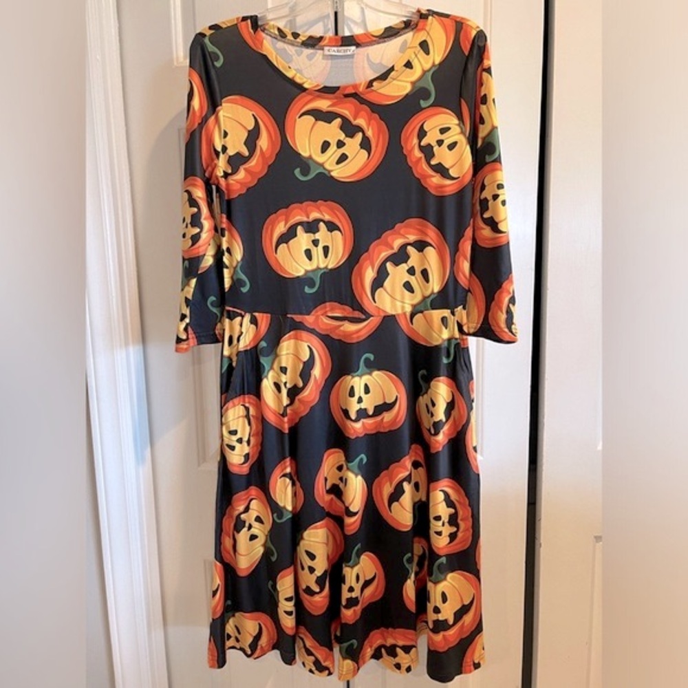 Fun🎃Pumpkin Dress w POCKETS ! Silky Feel,  Black Dress  with Jack-o lanterns